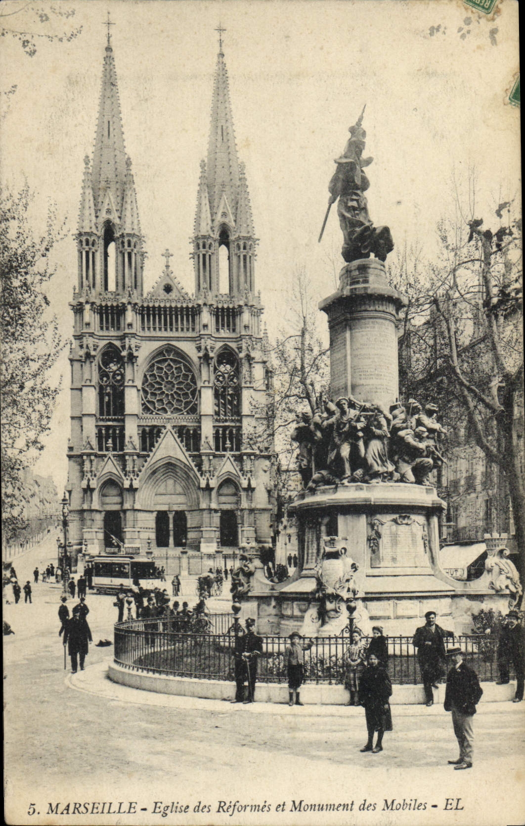 CPA Marseille Eglise des Reformes et Monument des Mobiles 