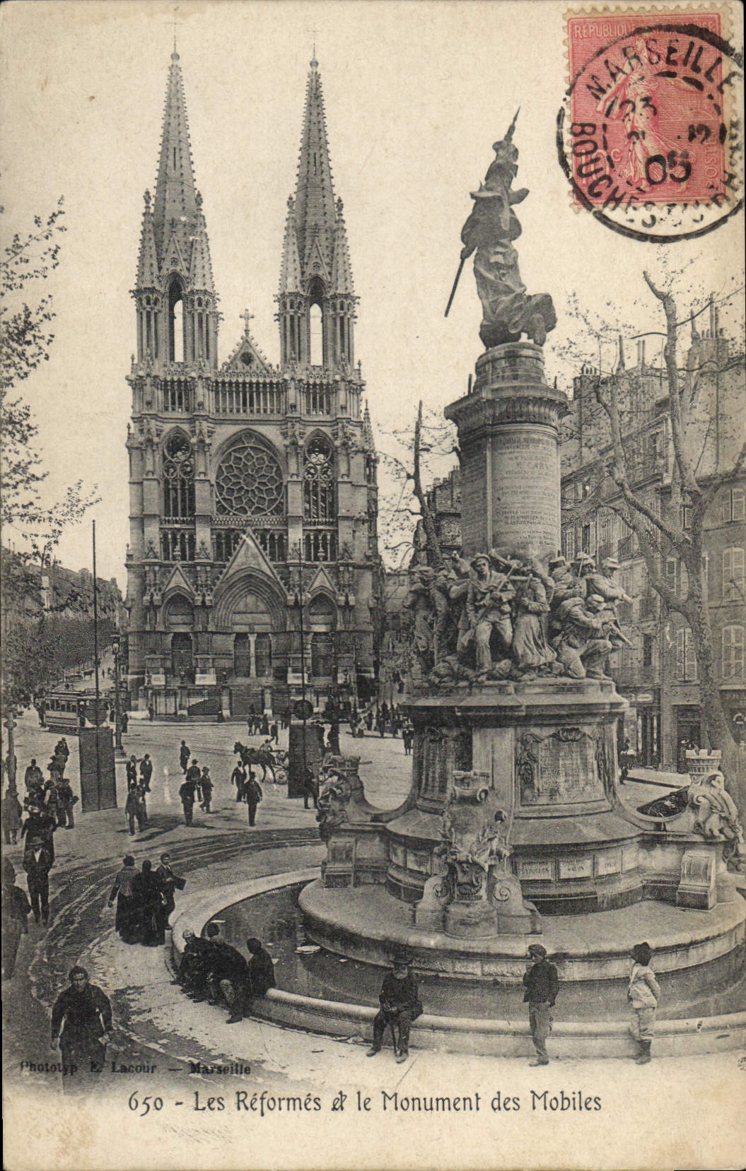 CPA Marseille Les Reformes et le Monument des Mobiles 