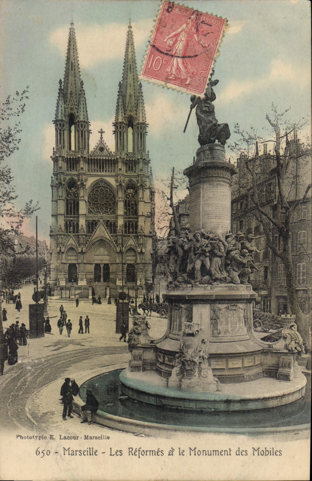 CPA Marseille Les Reformes et le Monument des Mobiles 
