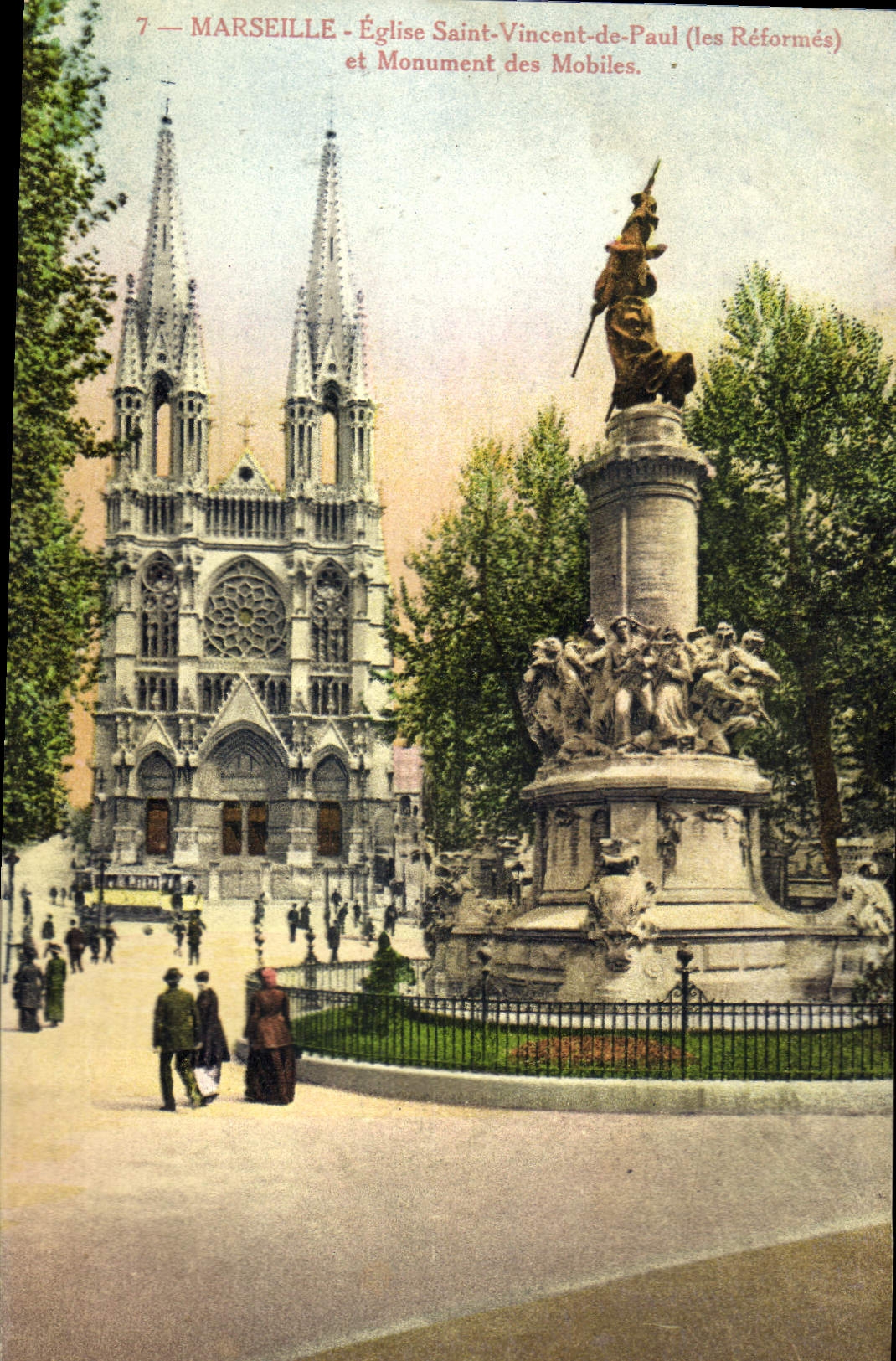 CPA Marseille L'Eglise Saint Vincent de Paul les Reformes et le Monument des Mobiles 