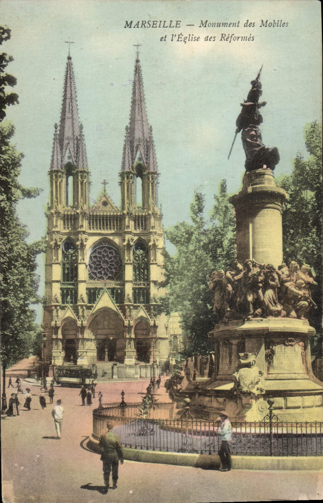 CPA Marseille Monument des Mobiles et l'Eglise des Reformes 