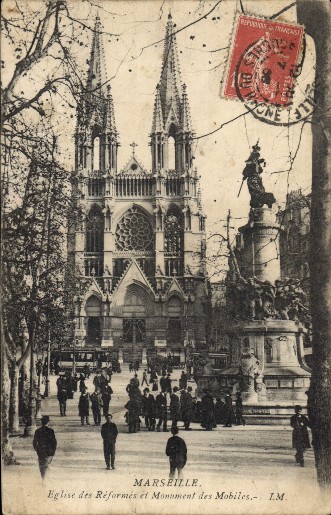 CPA Marseille Eglise des Reformes et Monument des Mobiles 