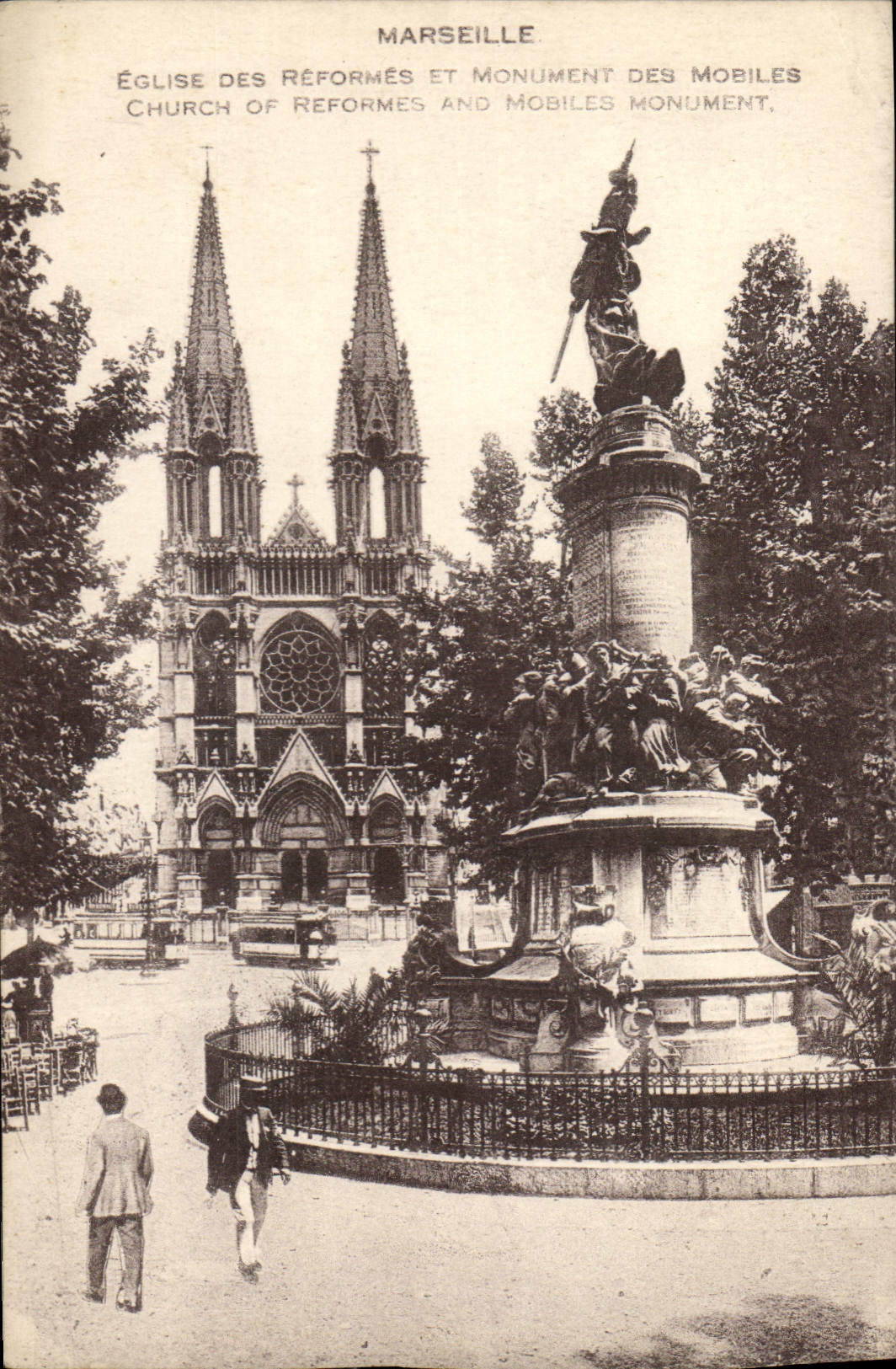 CPA Marseille Eglise des Reformes et Monument des Mobiles 