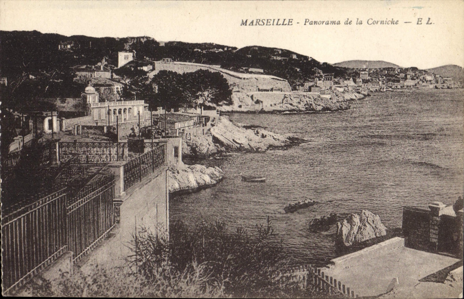 CPA Marseille Panorama de la Corniche 