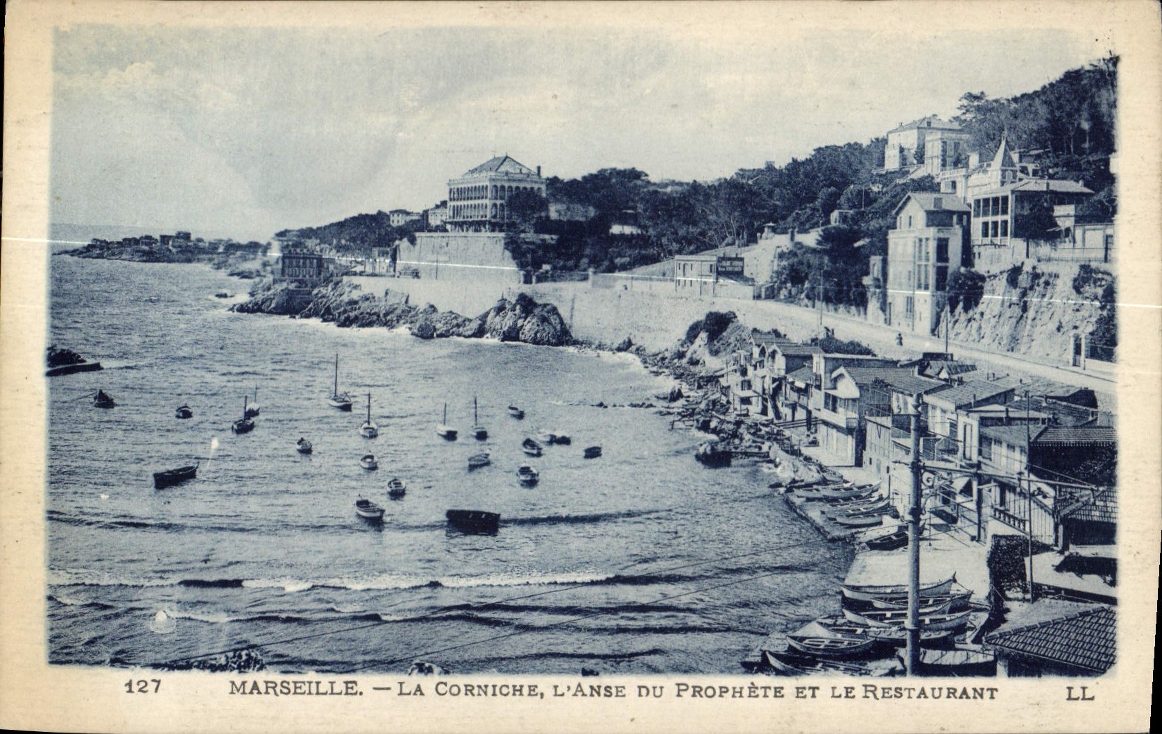 CPA Marseille La Corniche l'Anse du Prophete et le Restaurant 