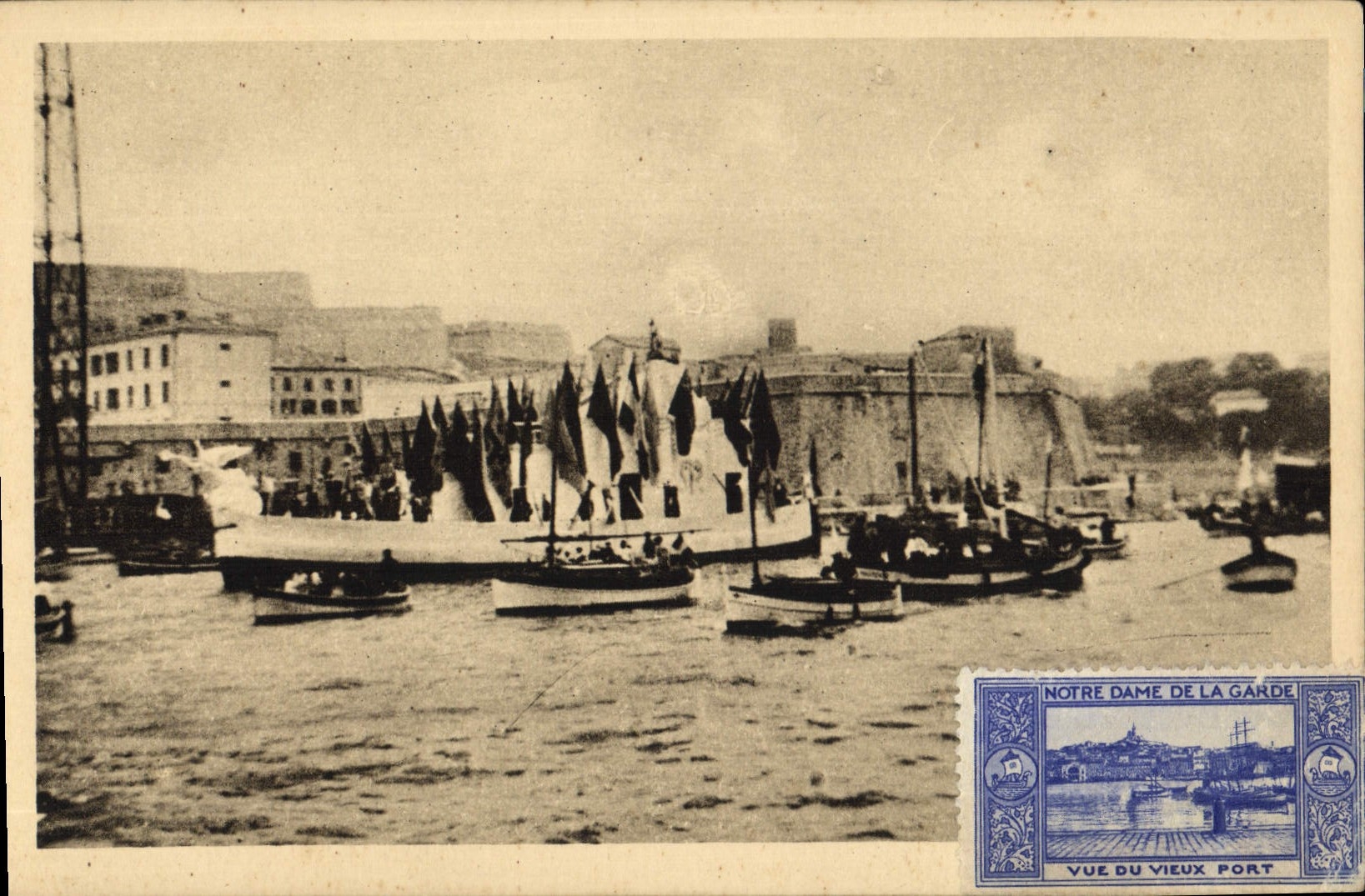 CPA Marseille N D de la Garde Fetes du Couronement 