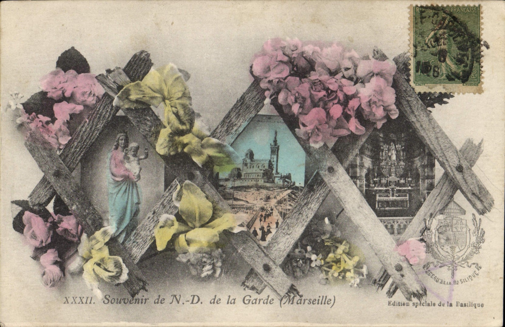 CPA Souvenir de N D de la Garde Marseille 