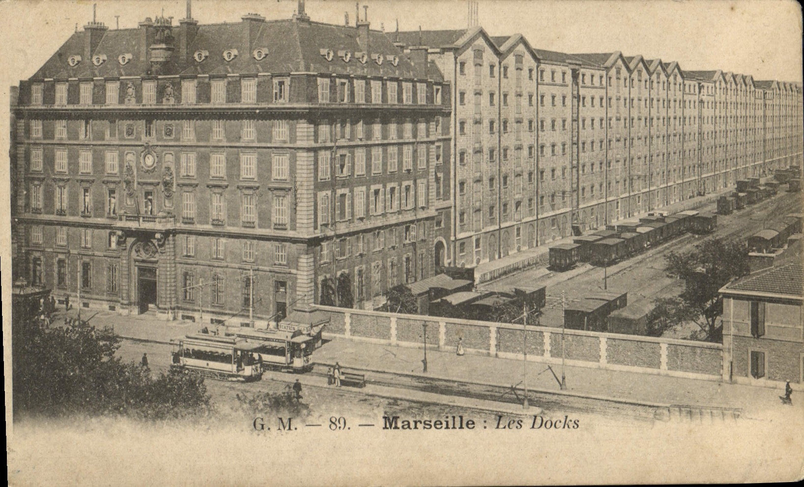 CPA Marseille Les Docks 