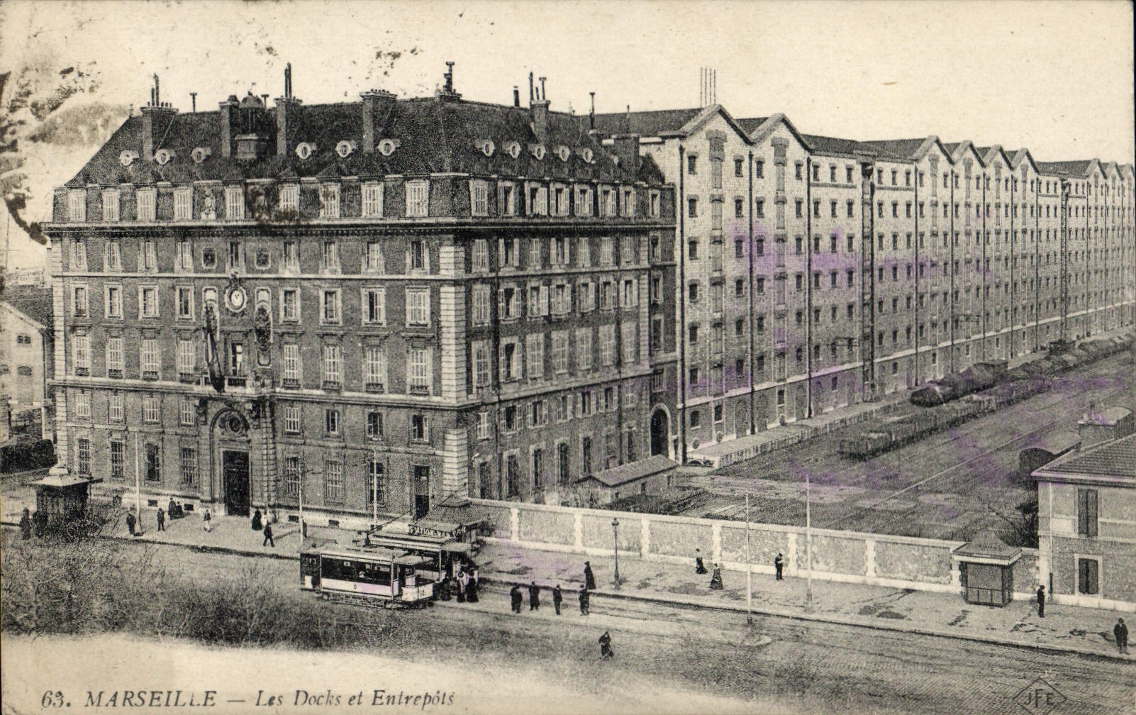 CPA Marseille Les Docks et Entrepots 