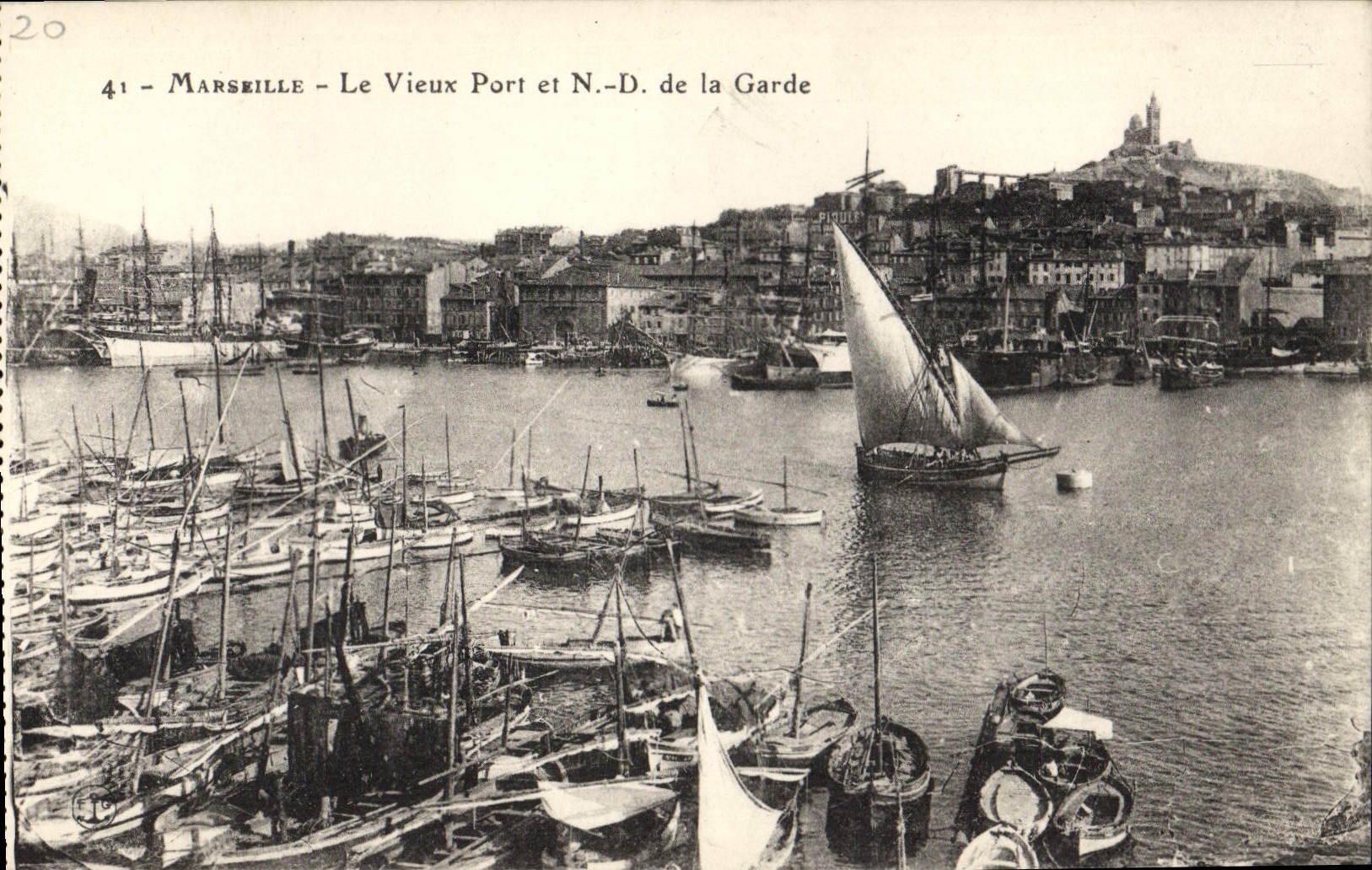 CPA Marseille Le Vieux Port et N D de la Garde 
