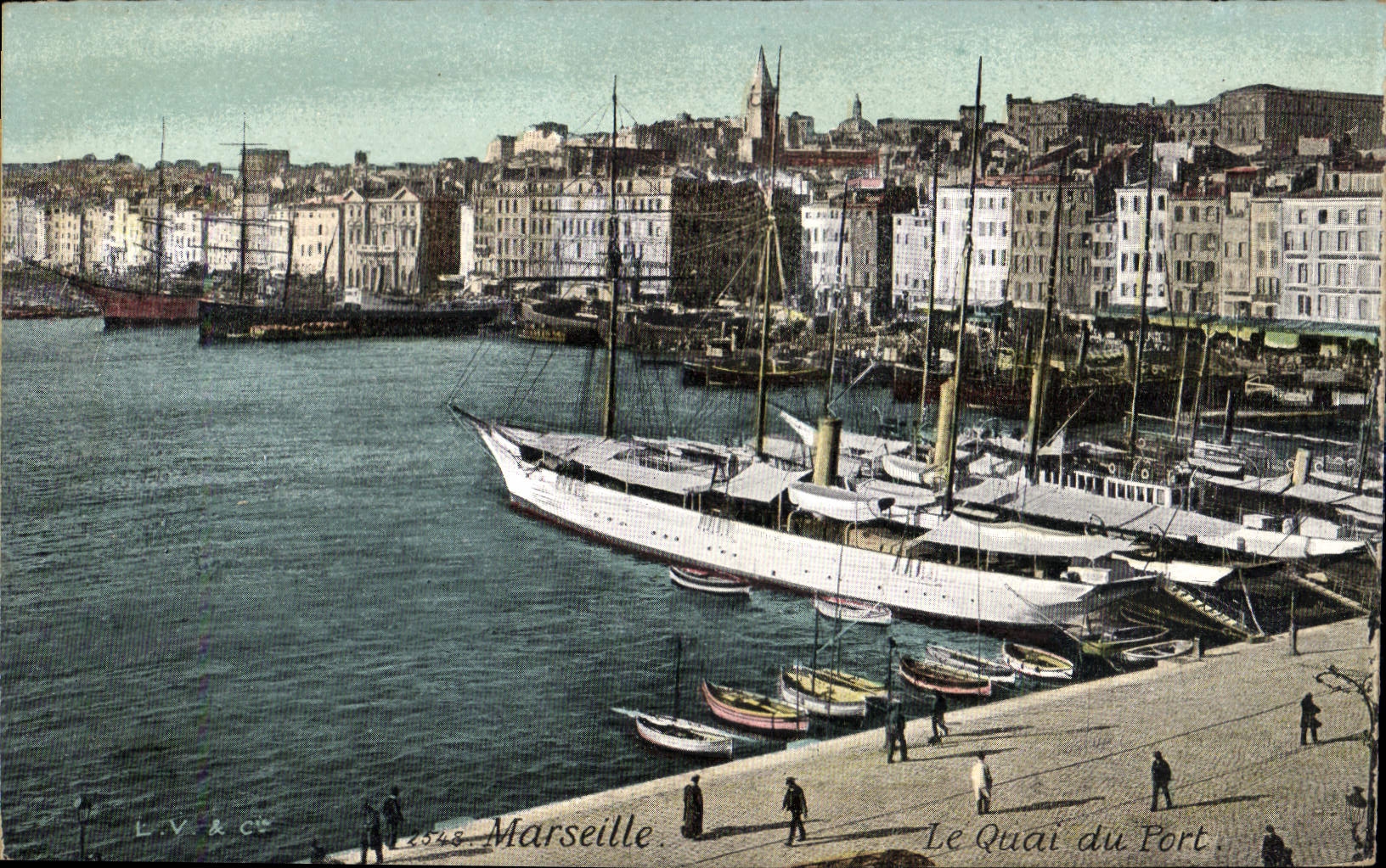 CPA Marseille Le Quai du Port Bateaux