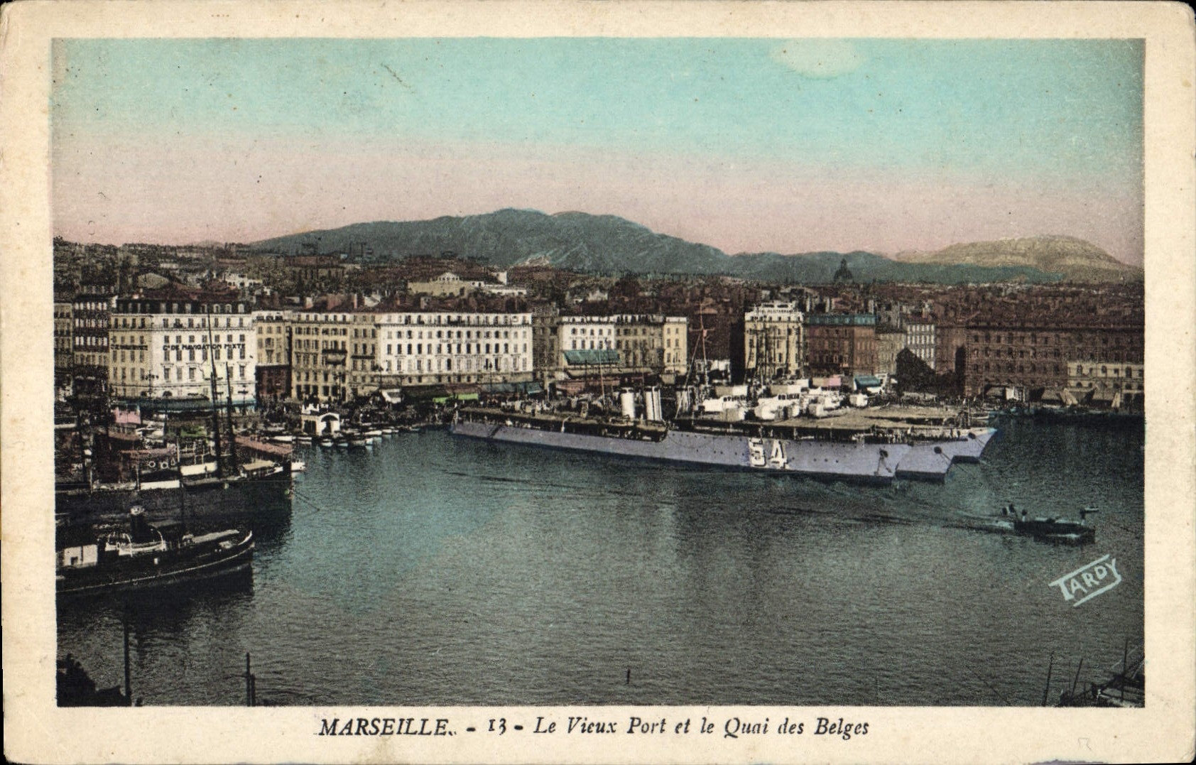 CPA Marseille Le Vieux Port et le Quai des Belges 