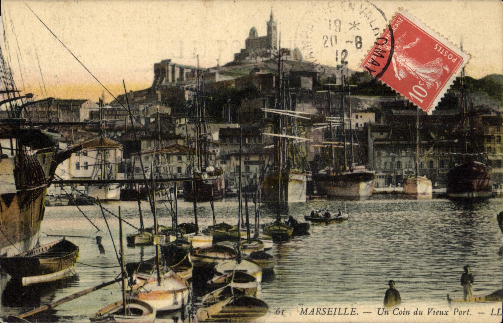CPA Marseille Un Coin du Vieux Port 