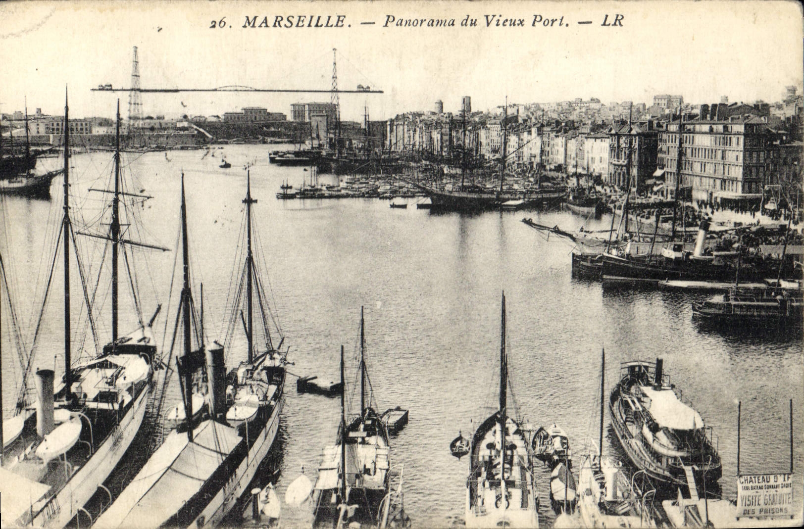 CPA Marseille Panorama du Vieux Port Bateaux