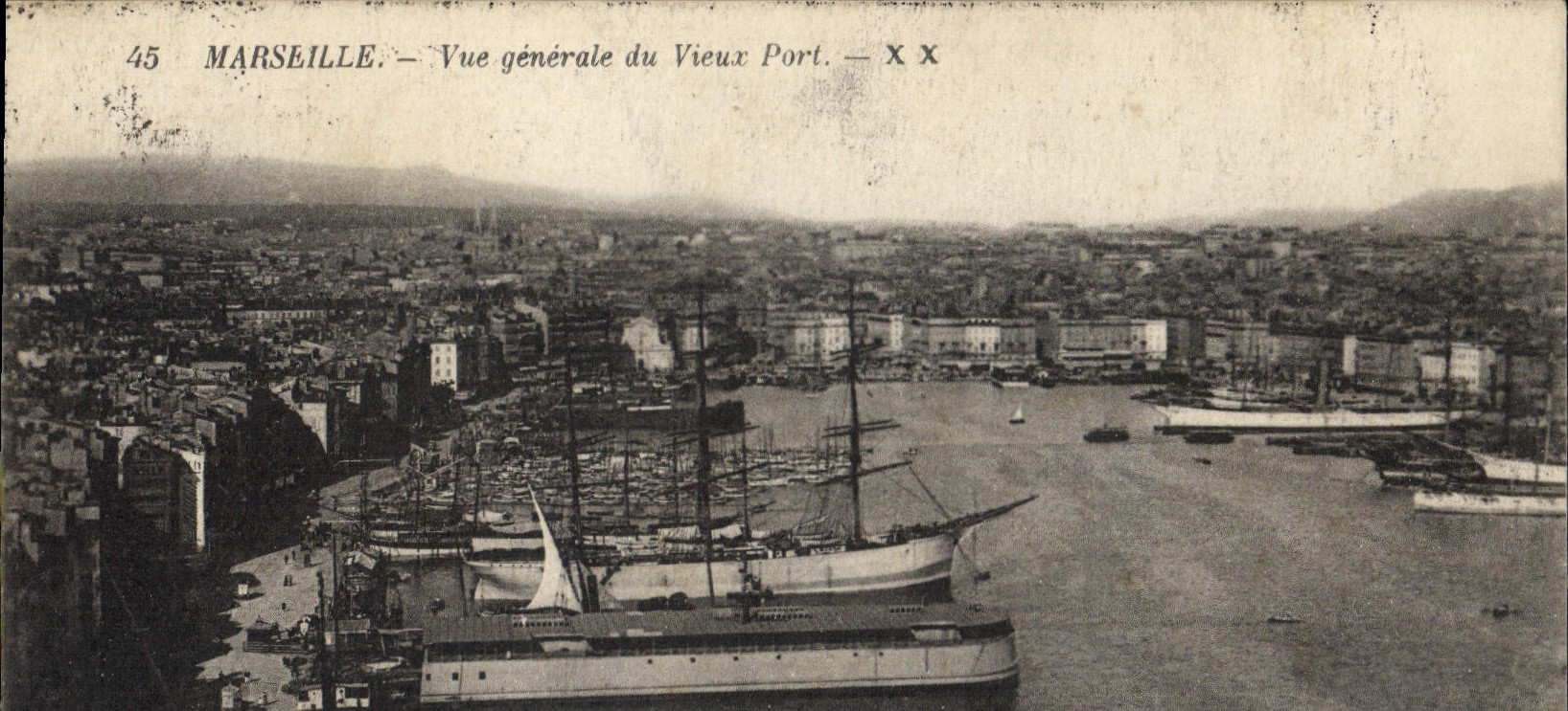 CPA Marseille Vue generale de Vieux Port 
