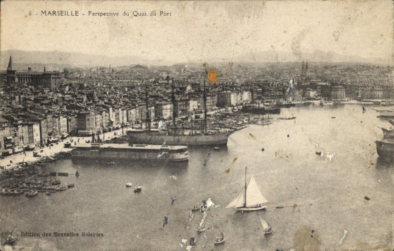 CPA Marseille Perspective du Quai du Port 