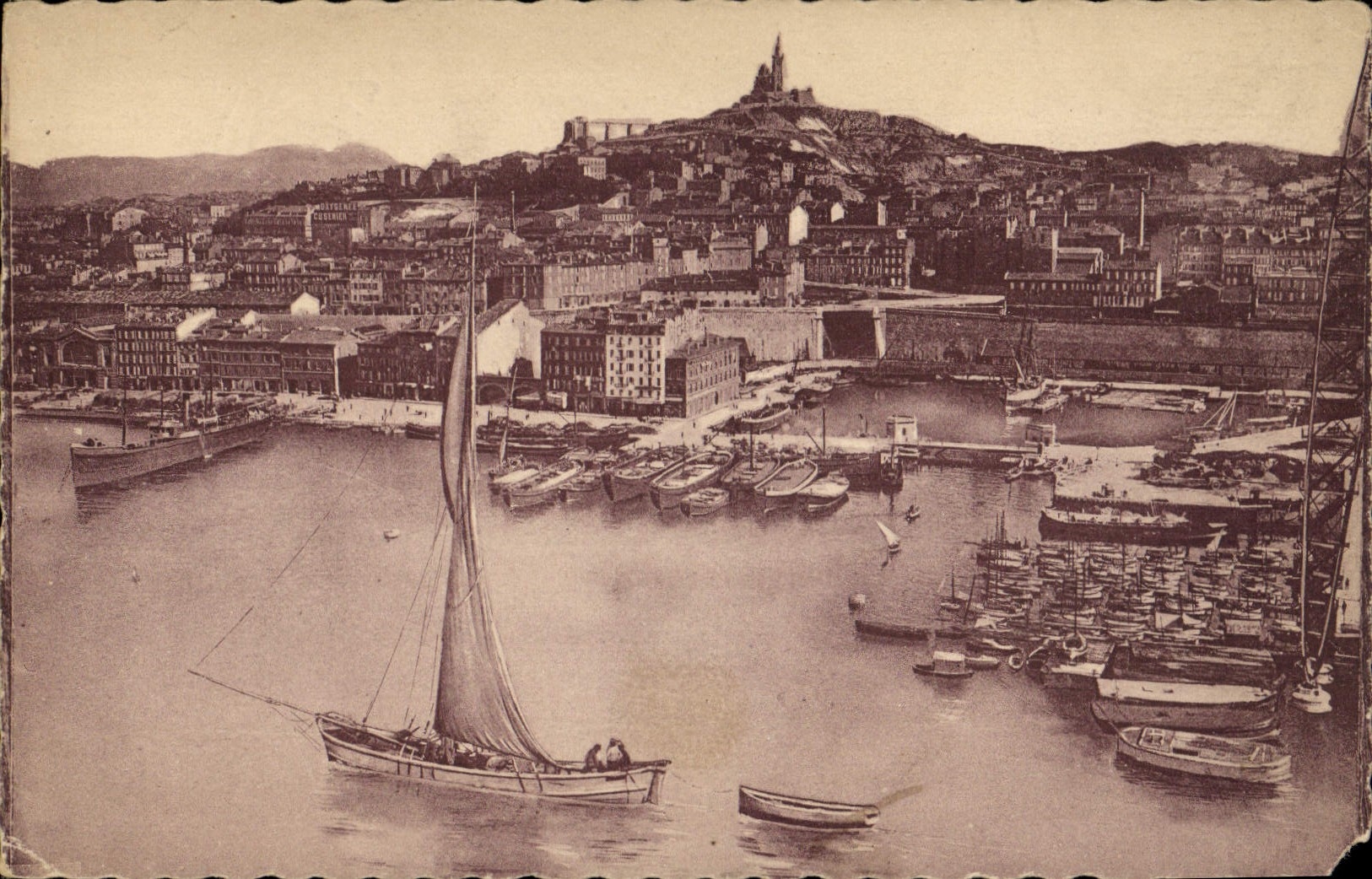CPA Marseille Bassin Carenage et N D de la Garde 
