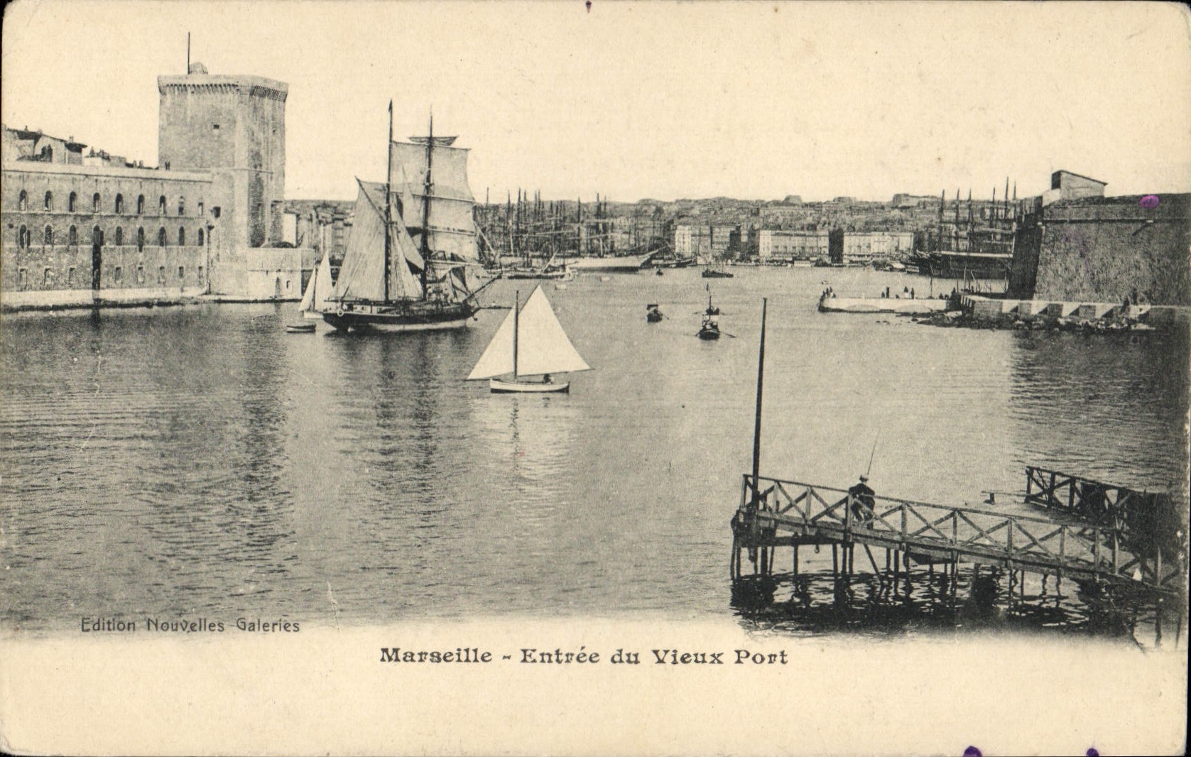 CPA Marseille Entree du Vieux Port 