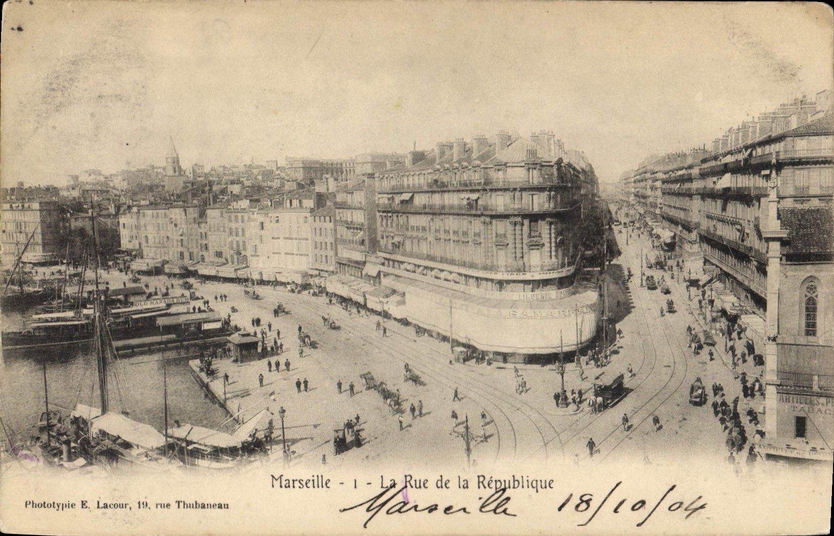 CPA Marseille La Rue de la Republique 