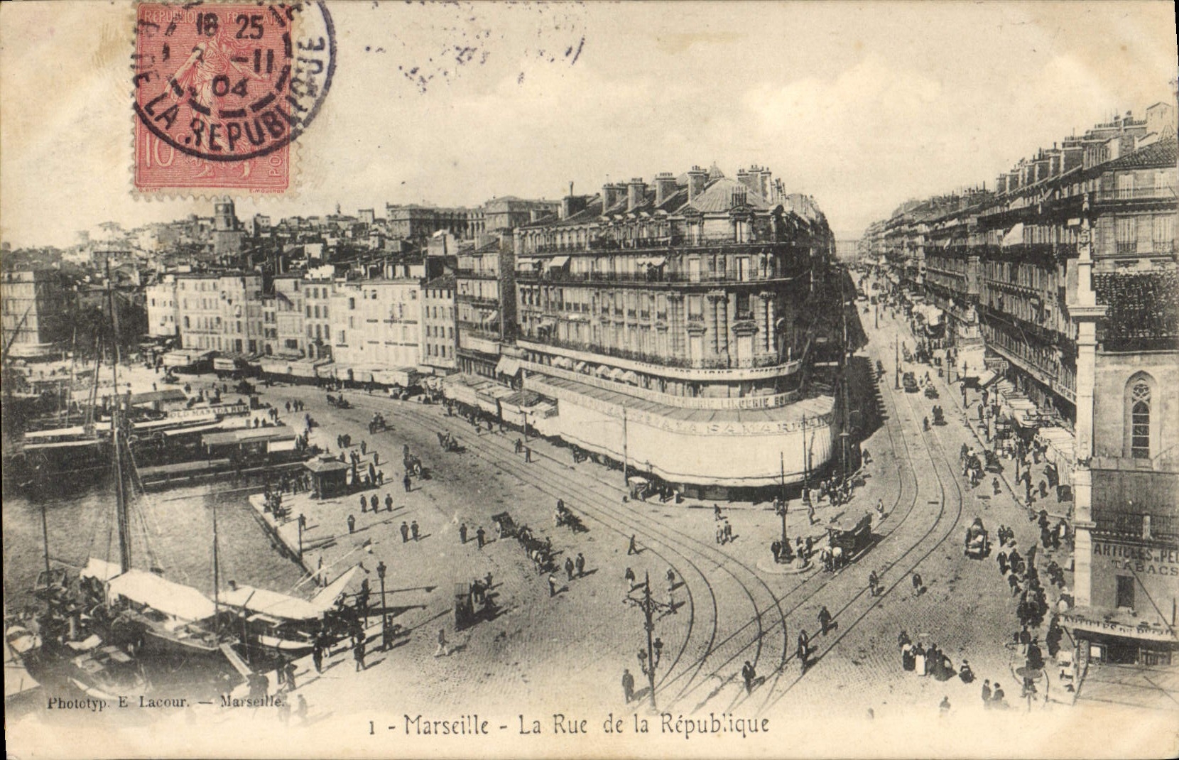 CPA Marseille La Rue de la Republique 