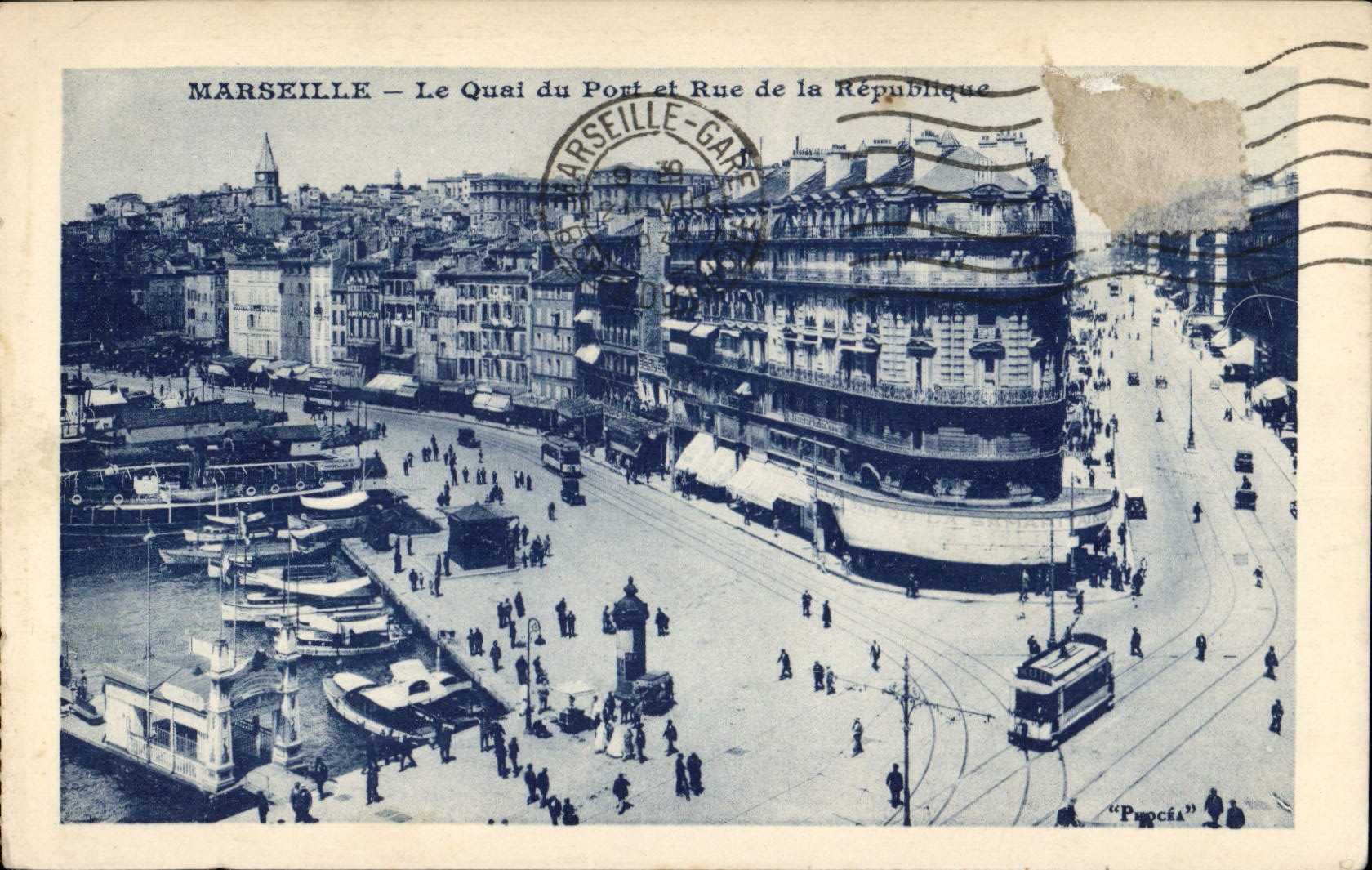 CPA Marseille Le Quai du Port et Rue de la Republique 