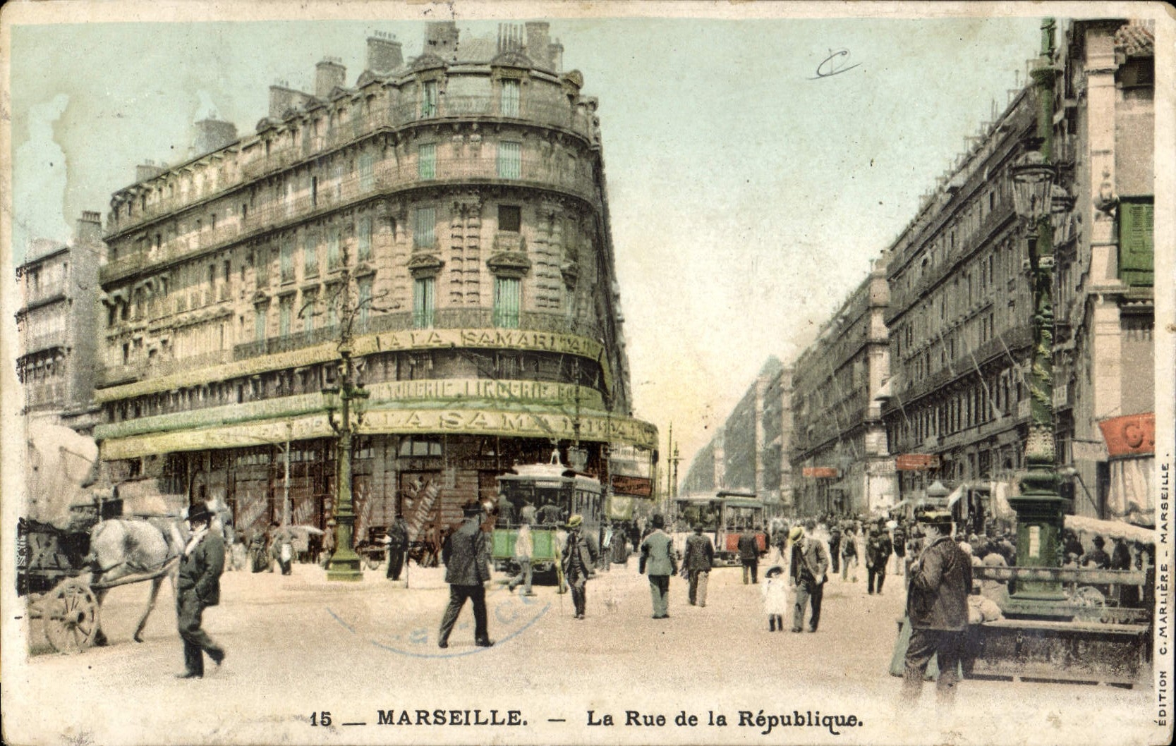 CPA Marseille La Rue de la Republique 