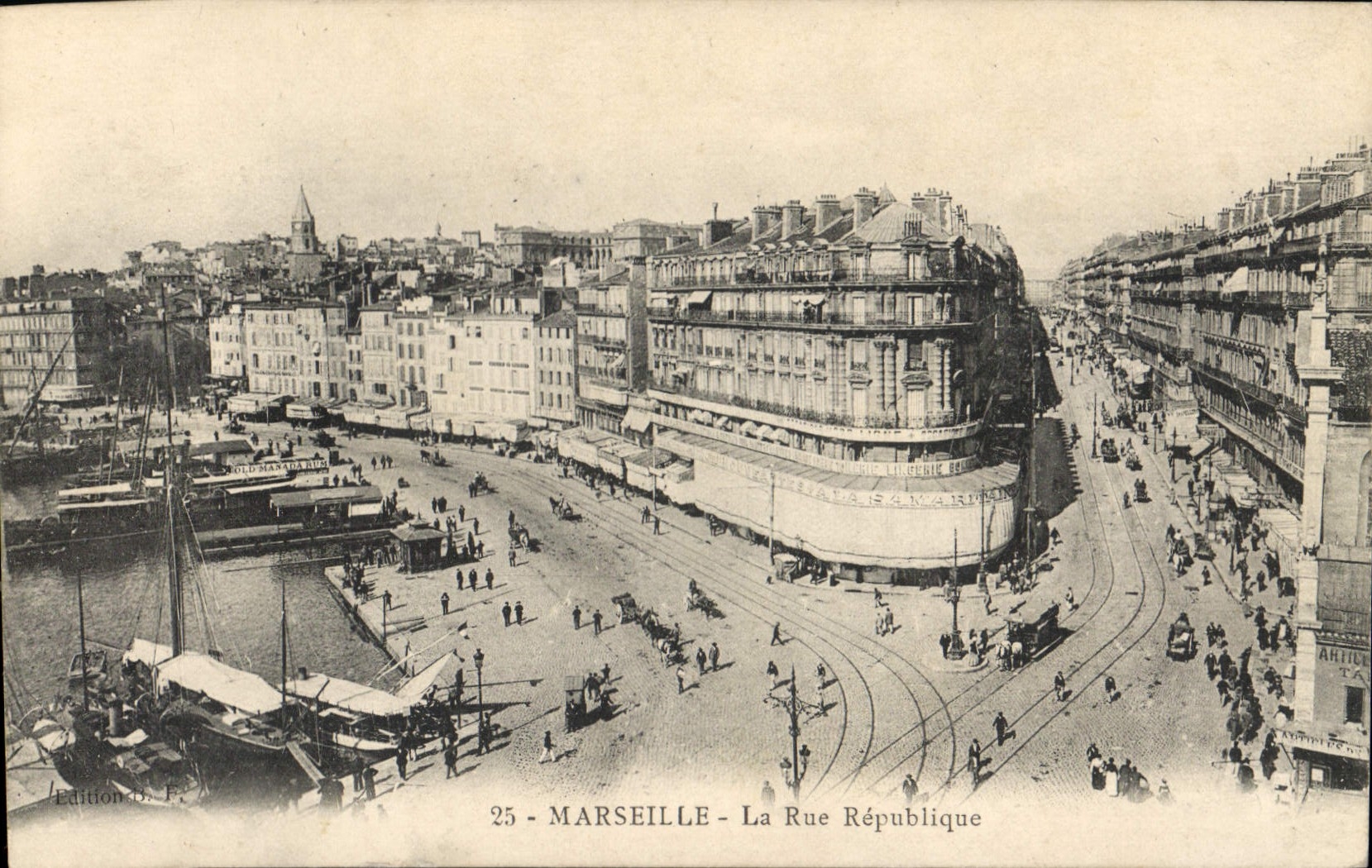 CPA Marseille La Rue de la Republique 