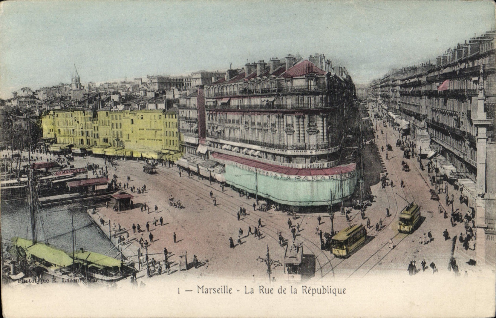 CPA Marseille La Rue de la Republique 