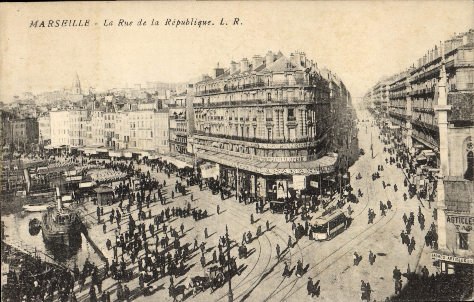 CPA Marseille La Rue de la Republique 