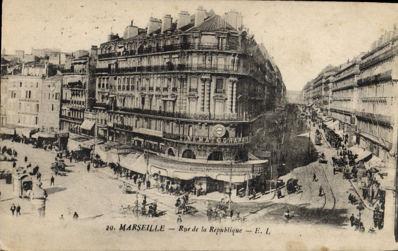 CPA Marseille Rue de la Republique 
