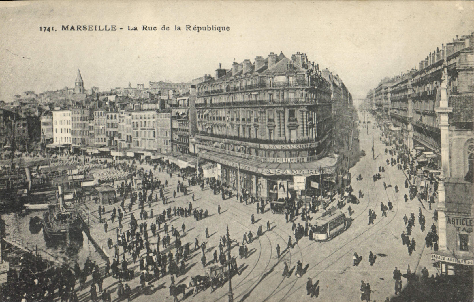 CPA Marseille La Rue de la Republique 