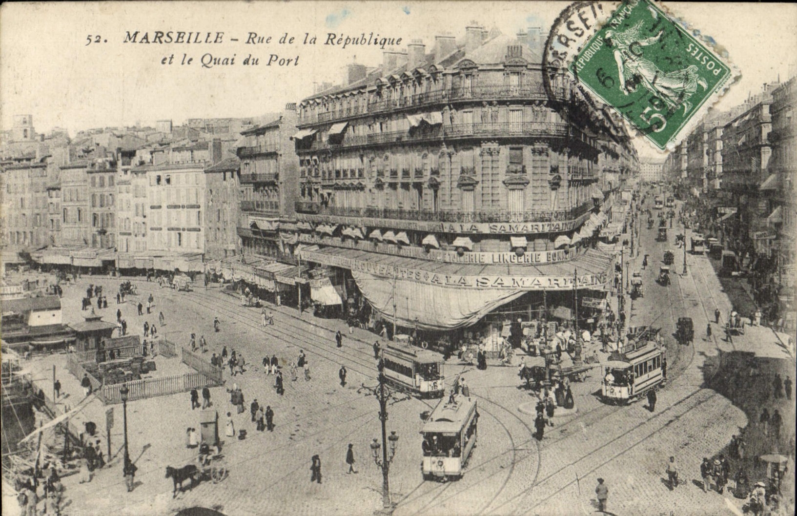 CPA Marseille rue de la Republique et le Quai du Port 