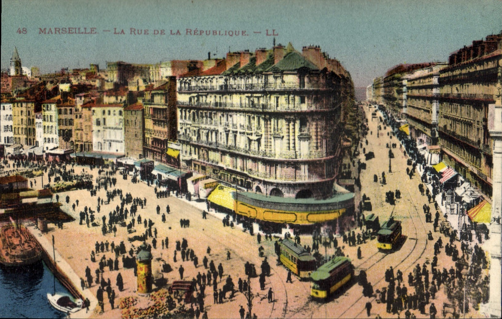 CPA Marseille la rue de la Republique 