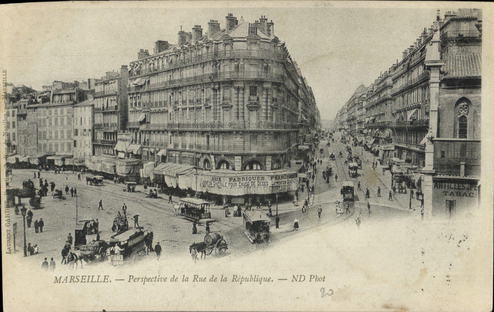 CPA Marseille Perspective de la rue de la Republique 
