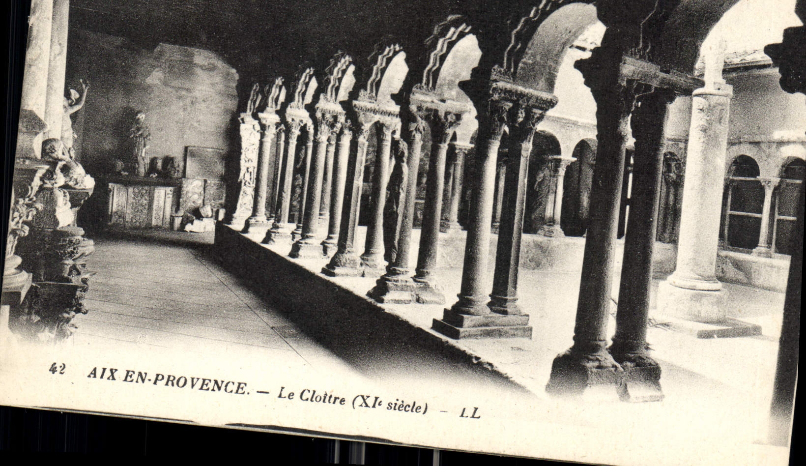 CPA Aix en Provence le Cloitre XI siecle 