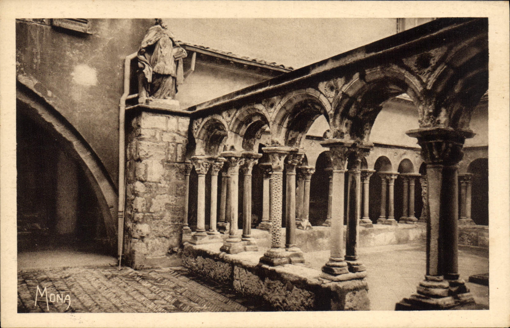 CPA Les Petits Tableaux de Provence Aix en Provence Cloitre de la Cathedrale Saint Sauveur 