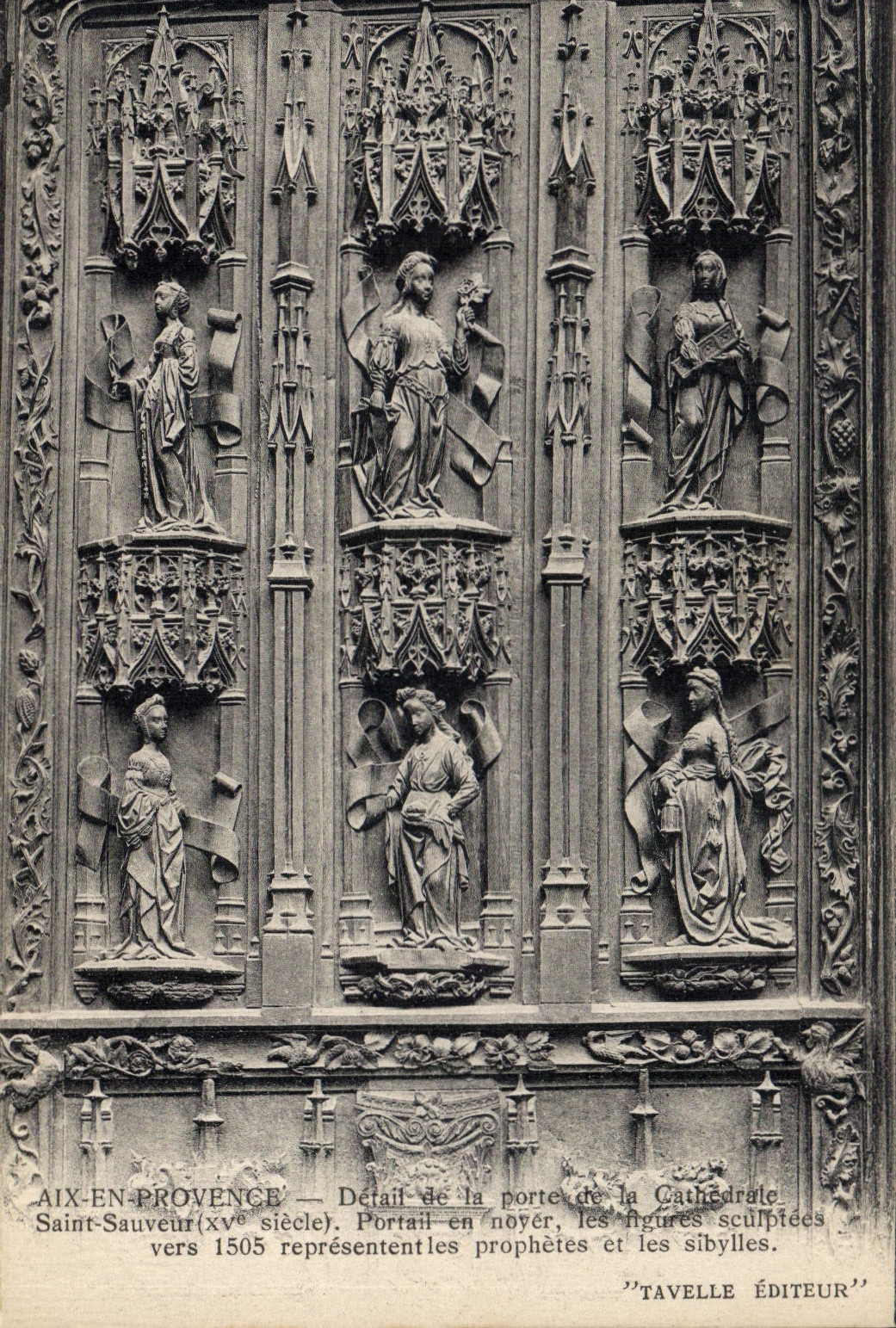 CPA Aix en Provence detail de la Porte de la Cathedrale St Sauveur XV siecle Portail en Noyer les Fi