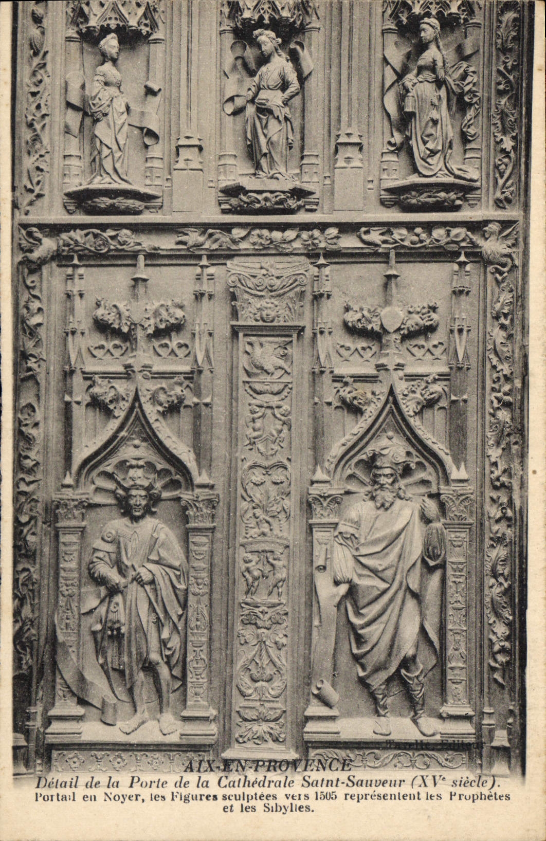 CPA Aix en Provence detail de la Porte de la Cathedrale St Sauveur XV siecle Portail en Noyer les Fi