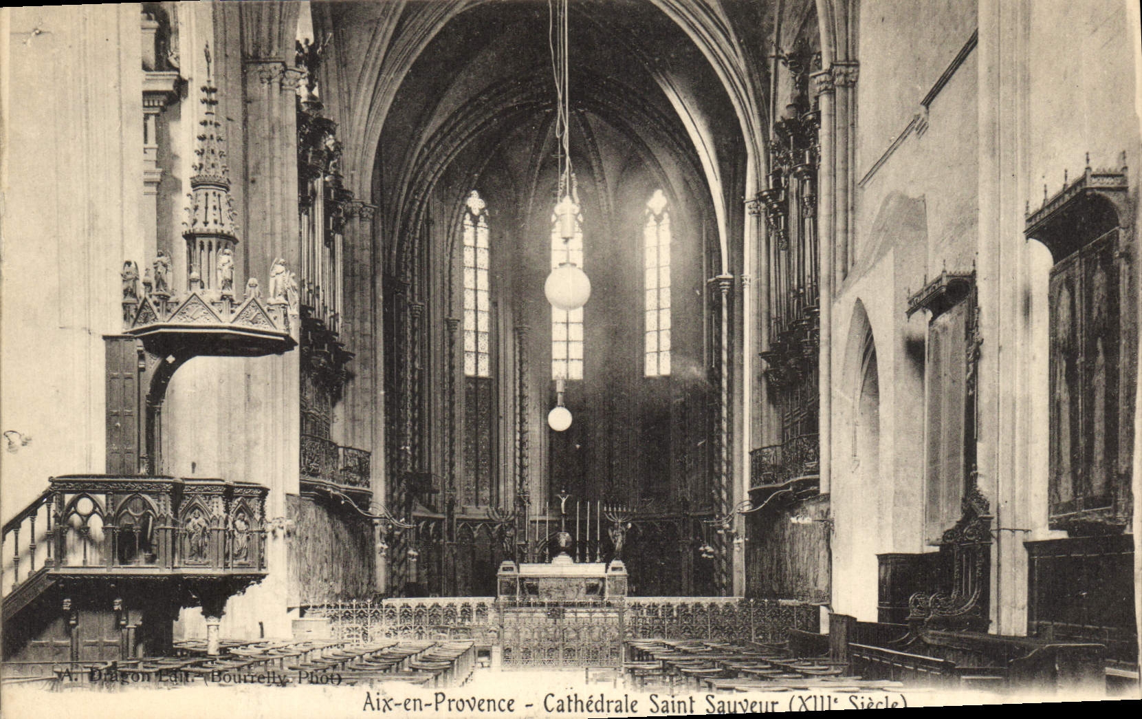 CPA Aix en Provence Cathedrale Saint Sauveur XIII siecle