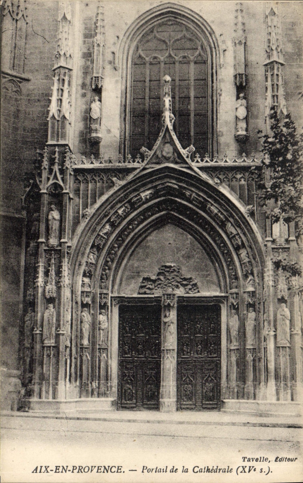 CPA Aix en Provence Portail de la Cathedrale XV S 