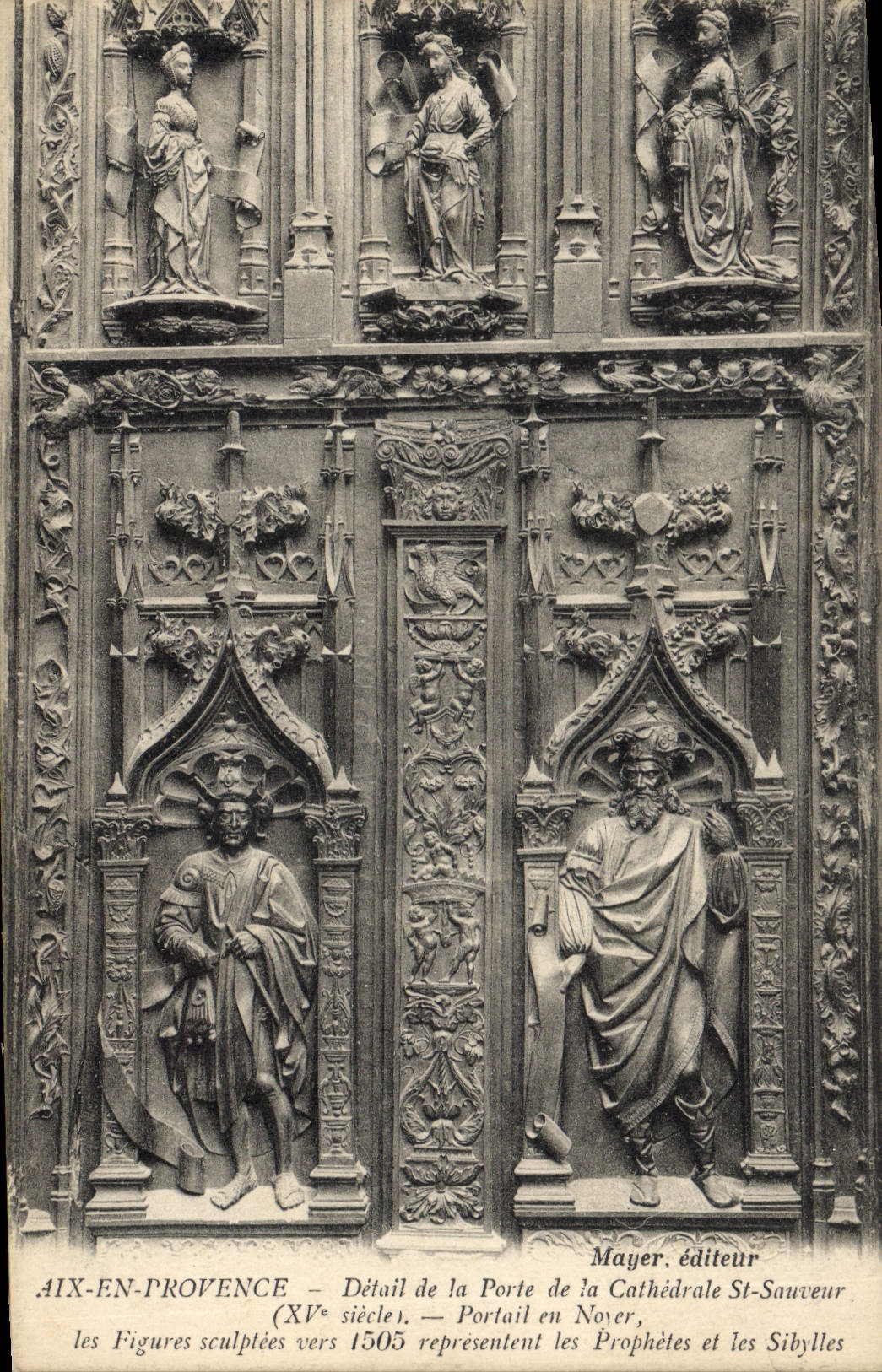 CPA Aix en Provence detail de la Porte de la Cathedrale St Sauveur XV siecle Portail en Noyer les Fi