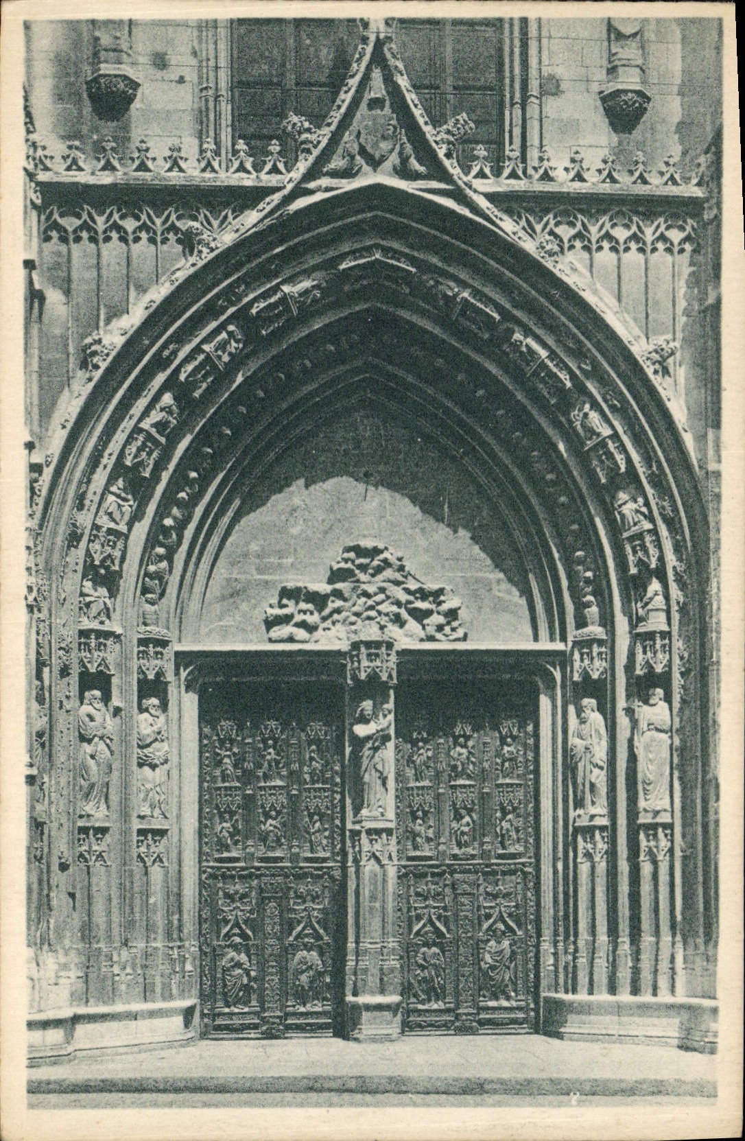 CPA Aix en Provence Portail de la Cathedrale St Sauveur 