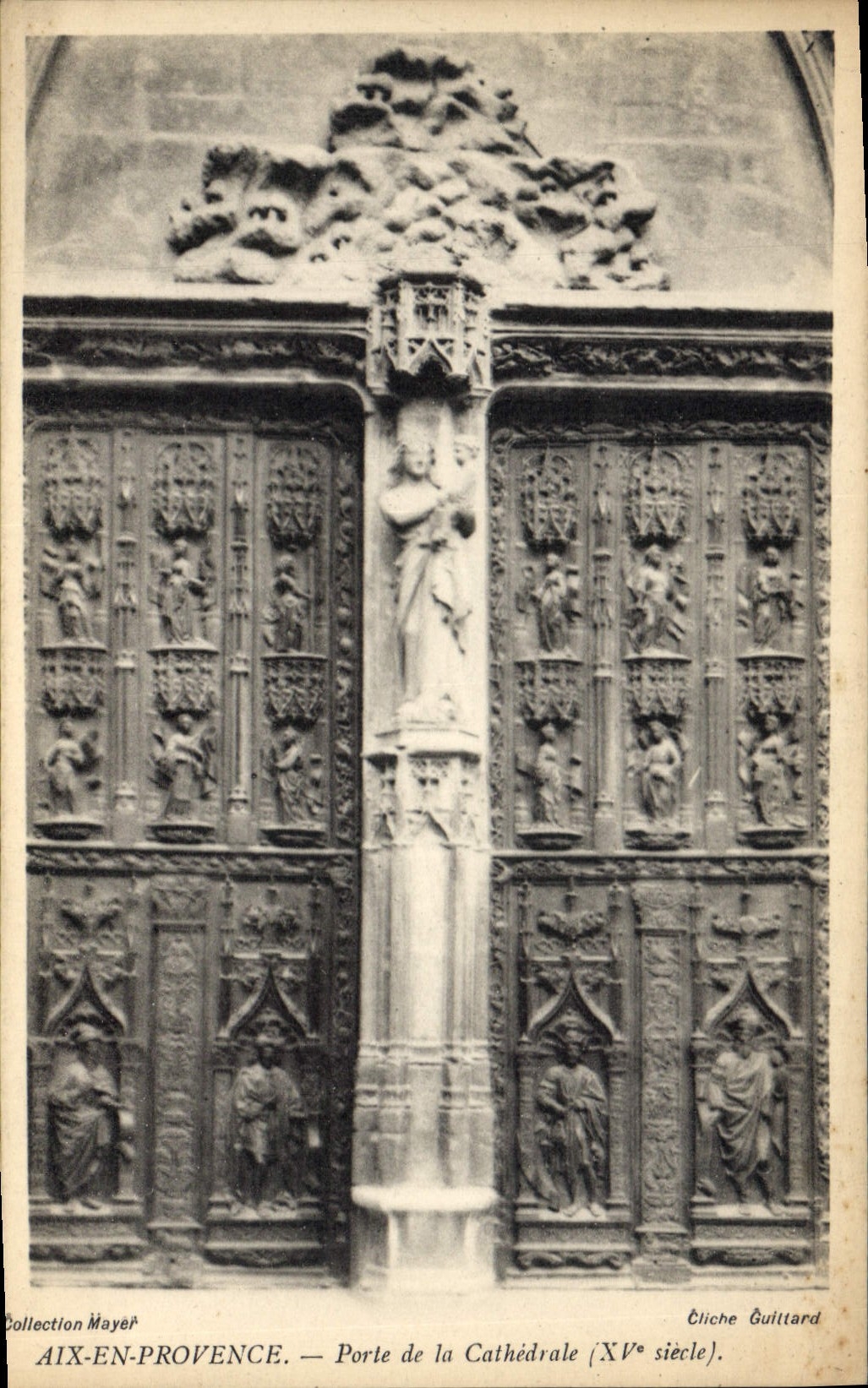 CPA Aix en Provence Porte de la Cathedrale XV siecle 