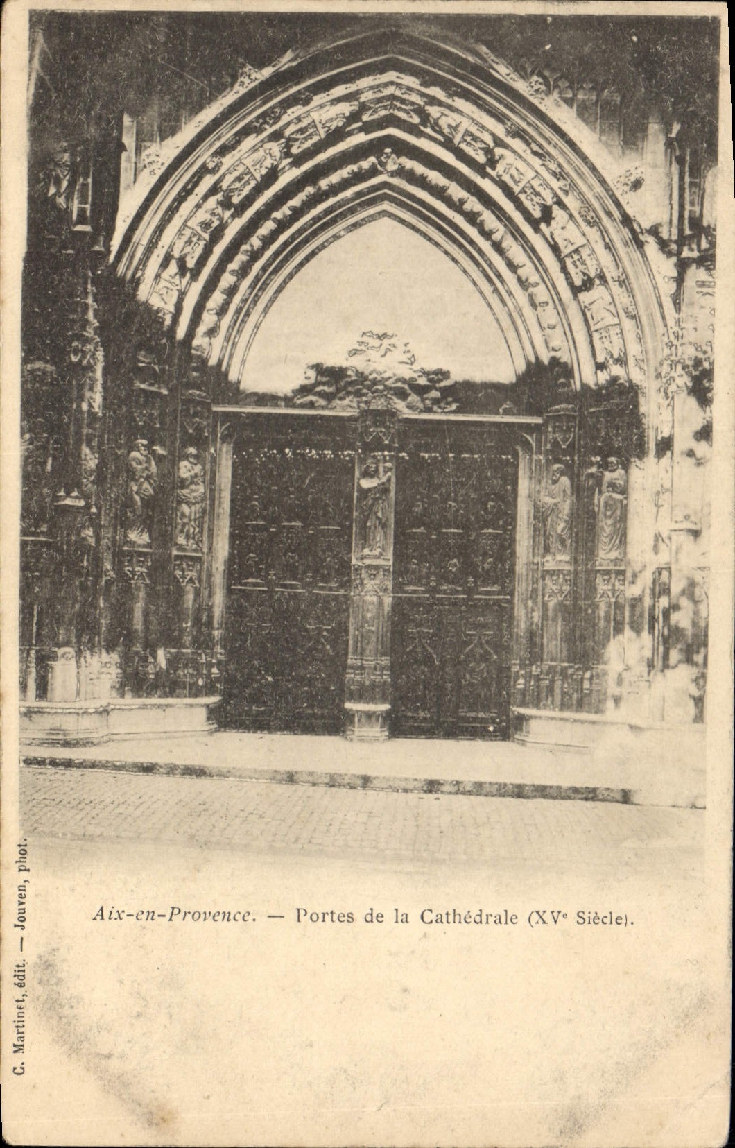 CPA Aix en Provence Portes de la Cathedrale XV siecle 