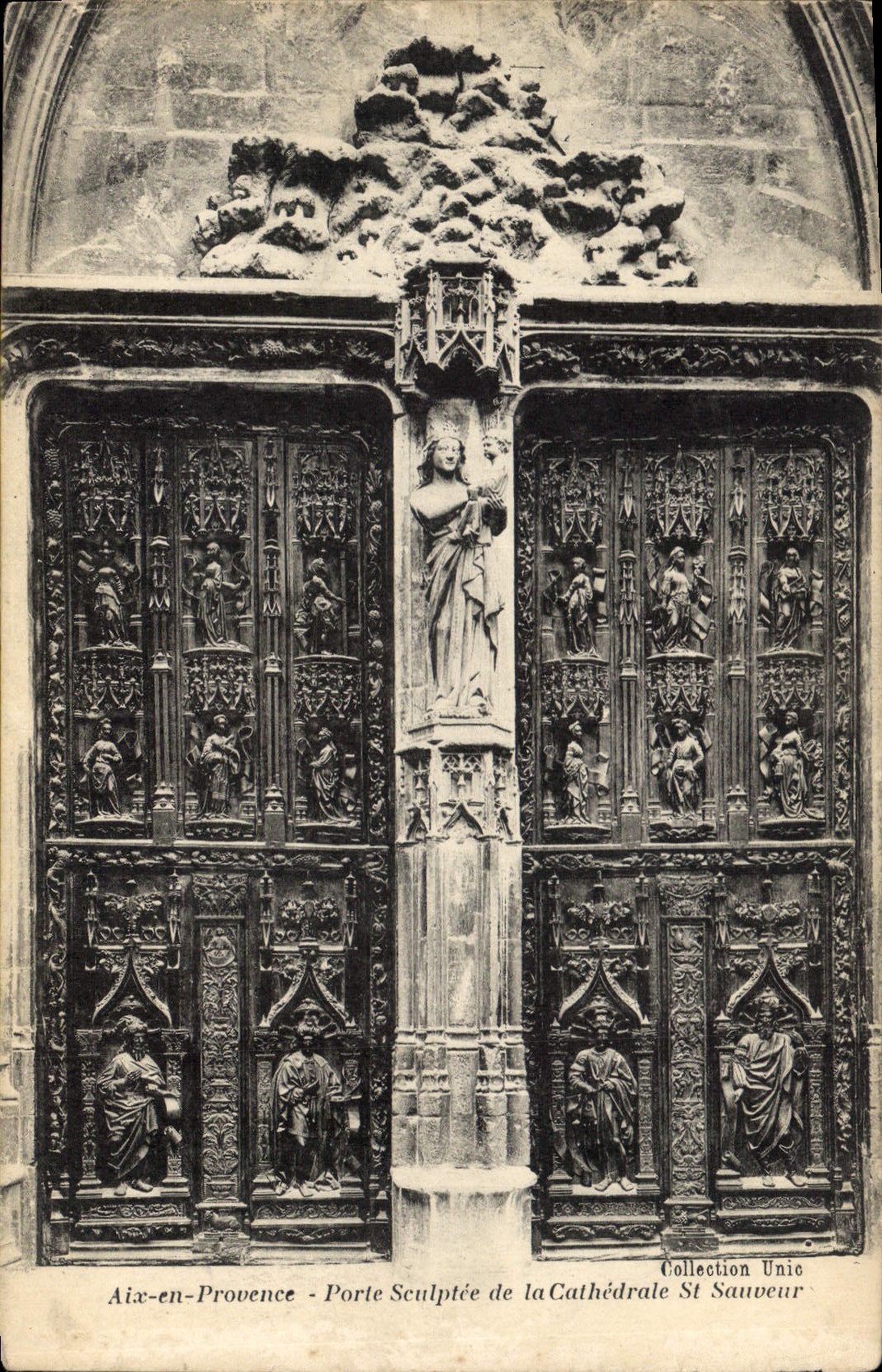 CPA Aix en Provence Porte Sculptee de la Cathedrale St Sauveur 