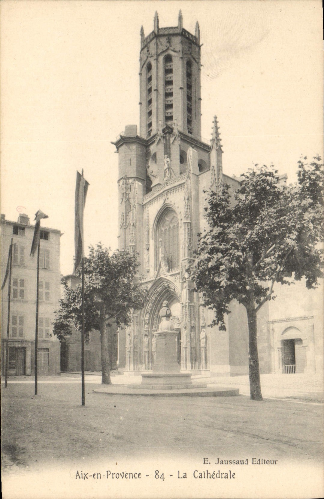 CPA Aix en Provence la Cathedrale 