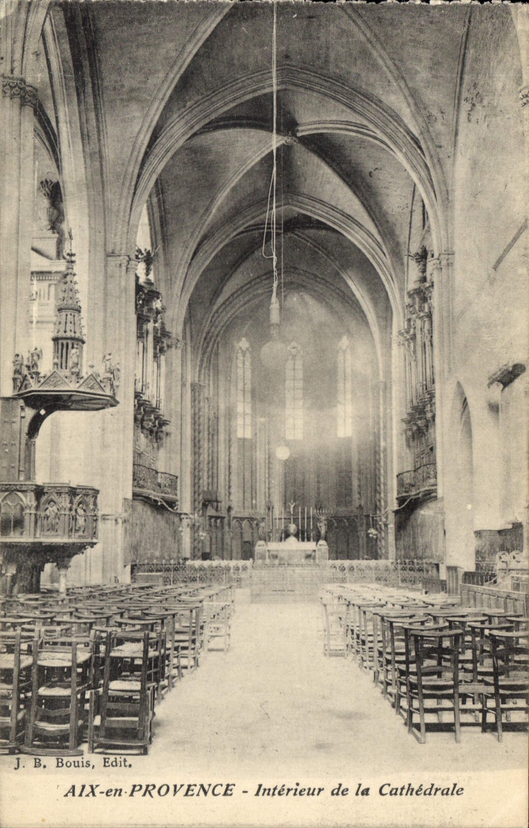 CPA Aix en Provence Interieur de la Cathedrale 