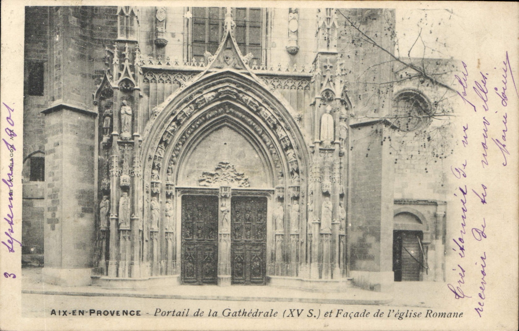 CPA Aix en Provence Portail de la Cathedrale XV S et Facade de l'eglise Romane