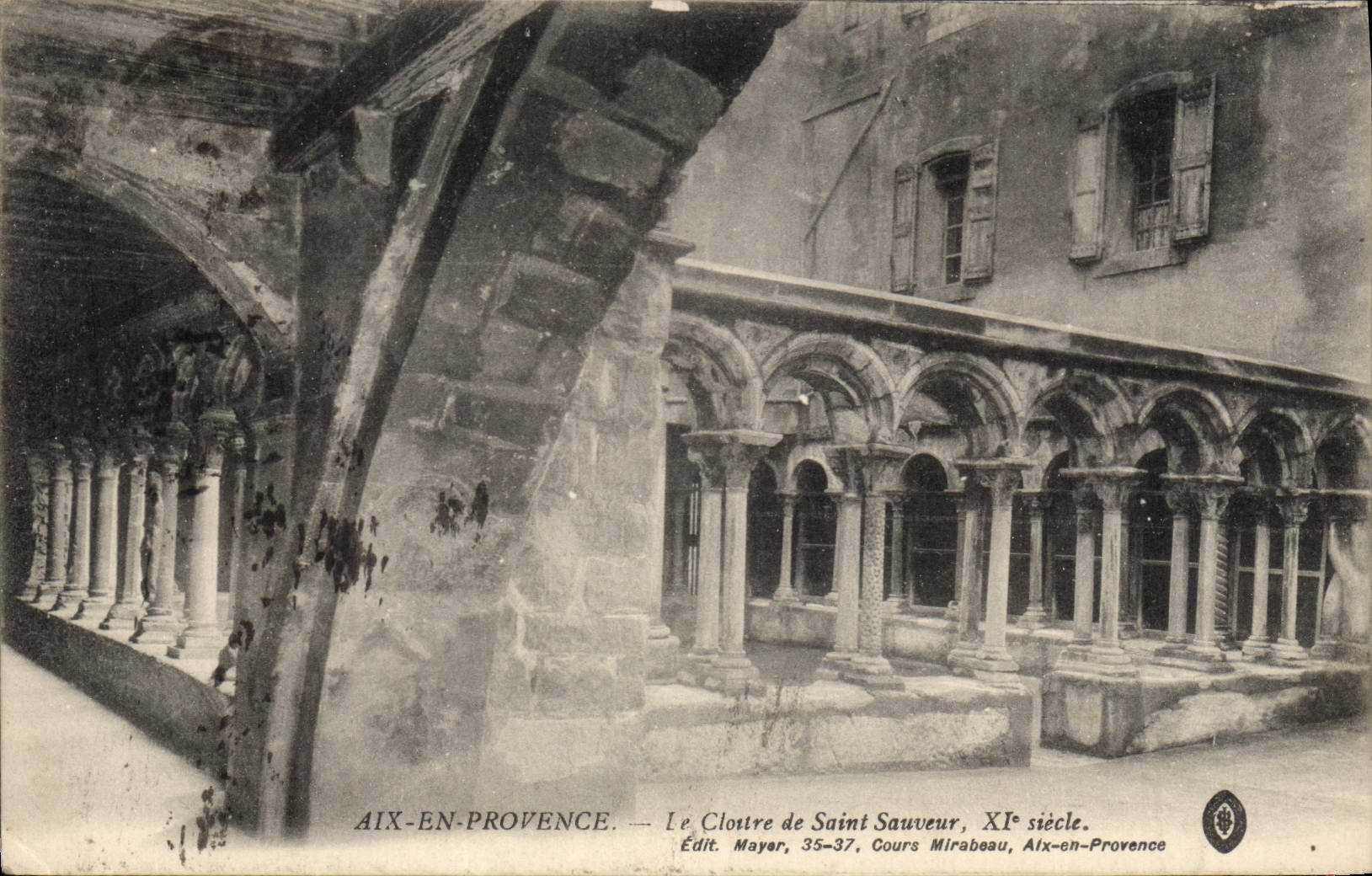 CPA Aix en Provence le Cloitre de Saint Sauveur XI siecle 