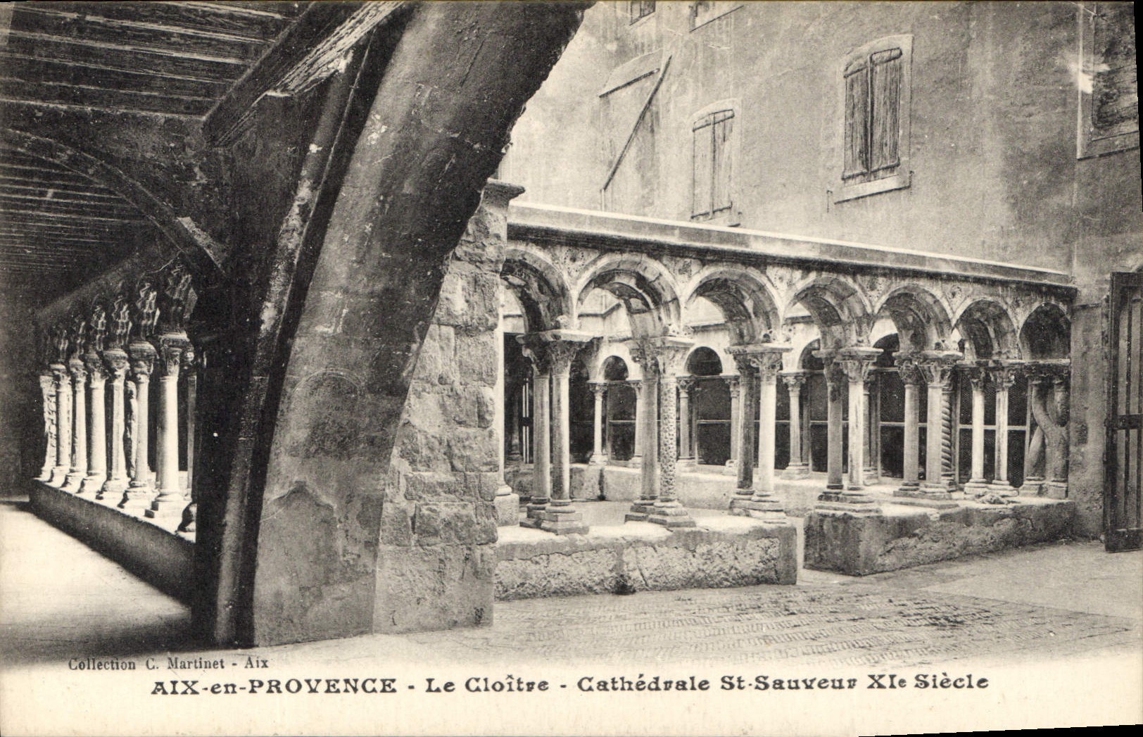 CPA Aix en Provence le Cloitre Cathedrale St Sauveur XI siecle 